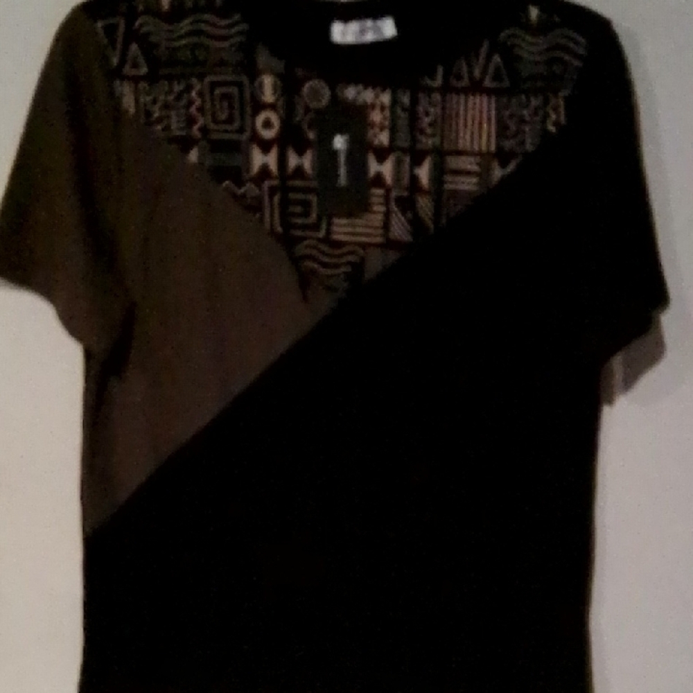 Geometric Patterned Black and Brown T-Shirt